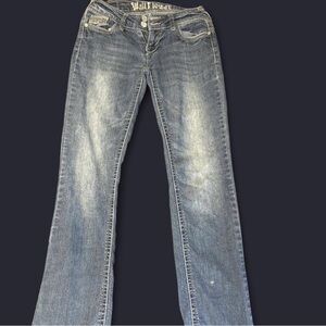 Wallflower Women's Classic Blue Boot Cut Jeans